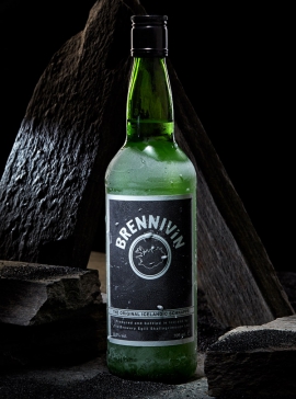 BRENNIVÍN Flasche